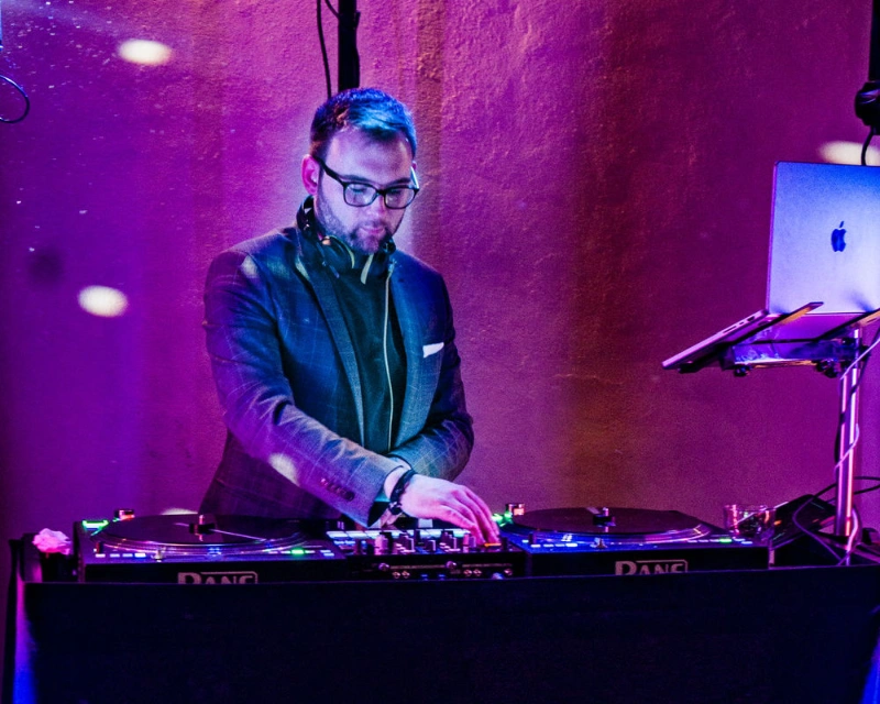 DJ DJ Detmold djservice-owl